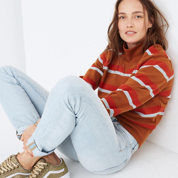 Madewell Tops - Madewell Turtleneck Sweatshirt in Stripe sz M ✨